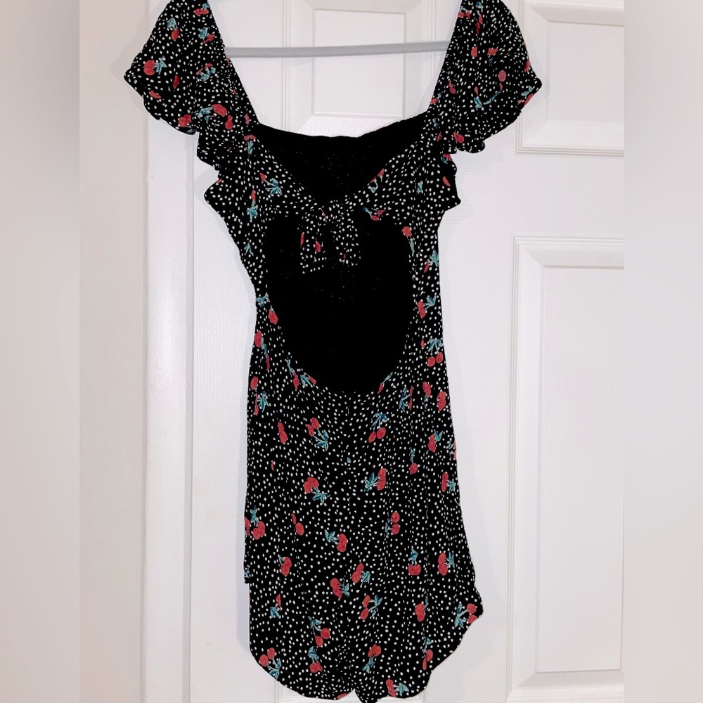Romper - Picture 2 of 2